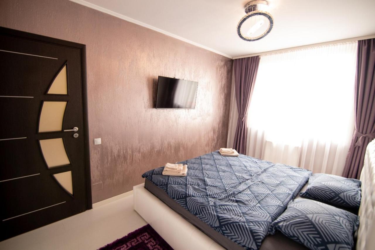 Royal Central Apartament Lejlighed Oradea Eksteriør billede