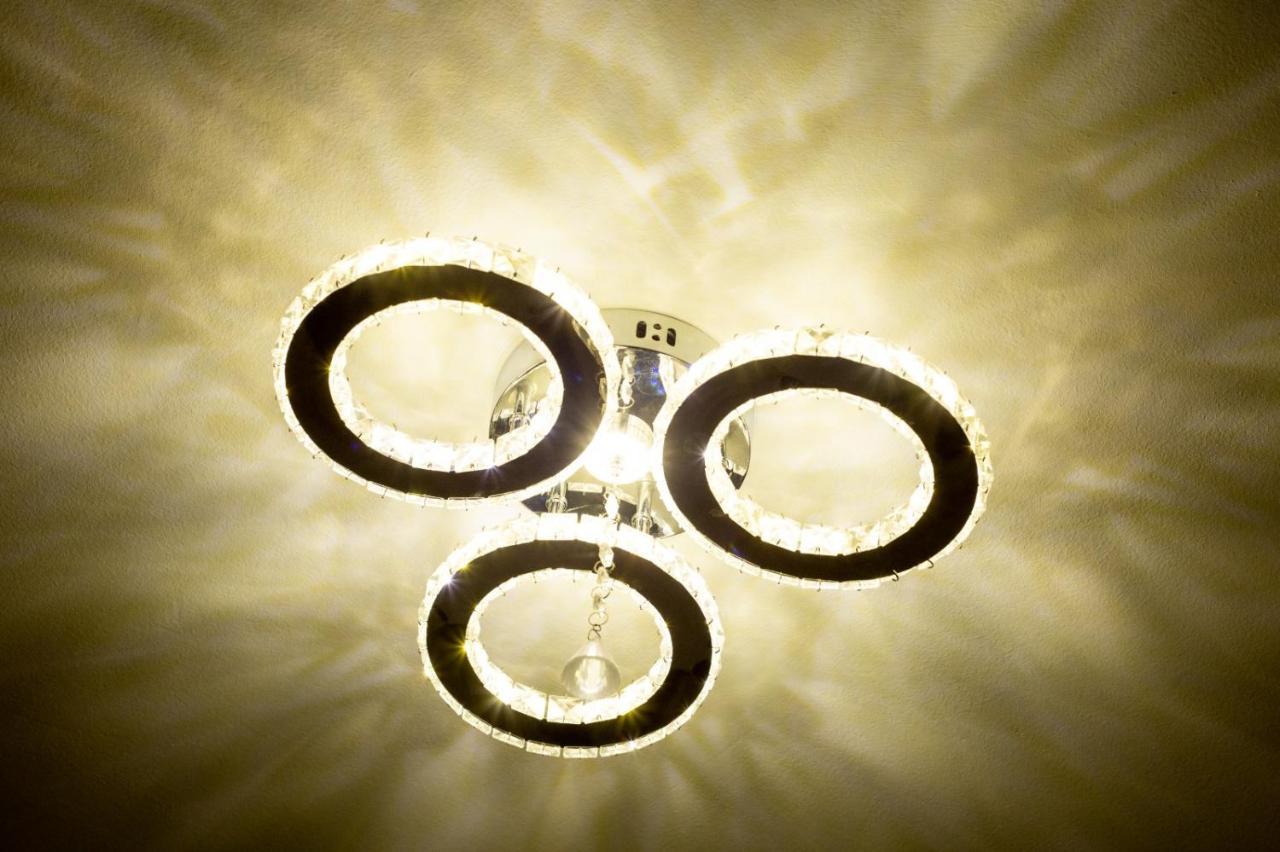 Royal Central Apartament Lejlighed Oradea Eksteriør billede